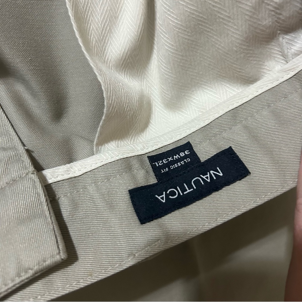 Nautica khakis 38/32 - Picture 3 of 3